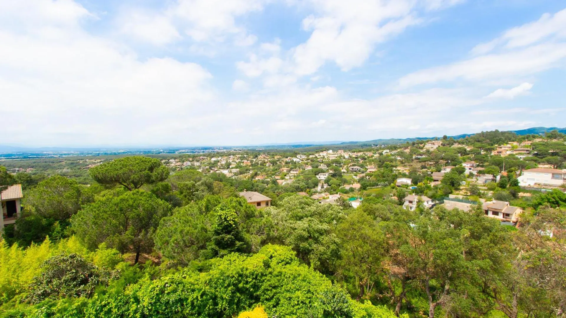 Villa 2 Private Abodes In One Magnificent Villa! Massanet De La Selva Spain