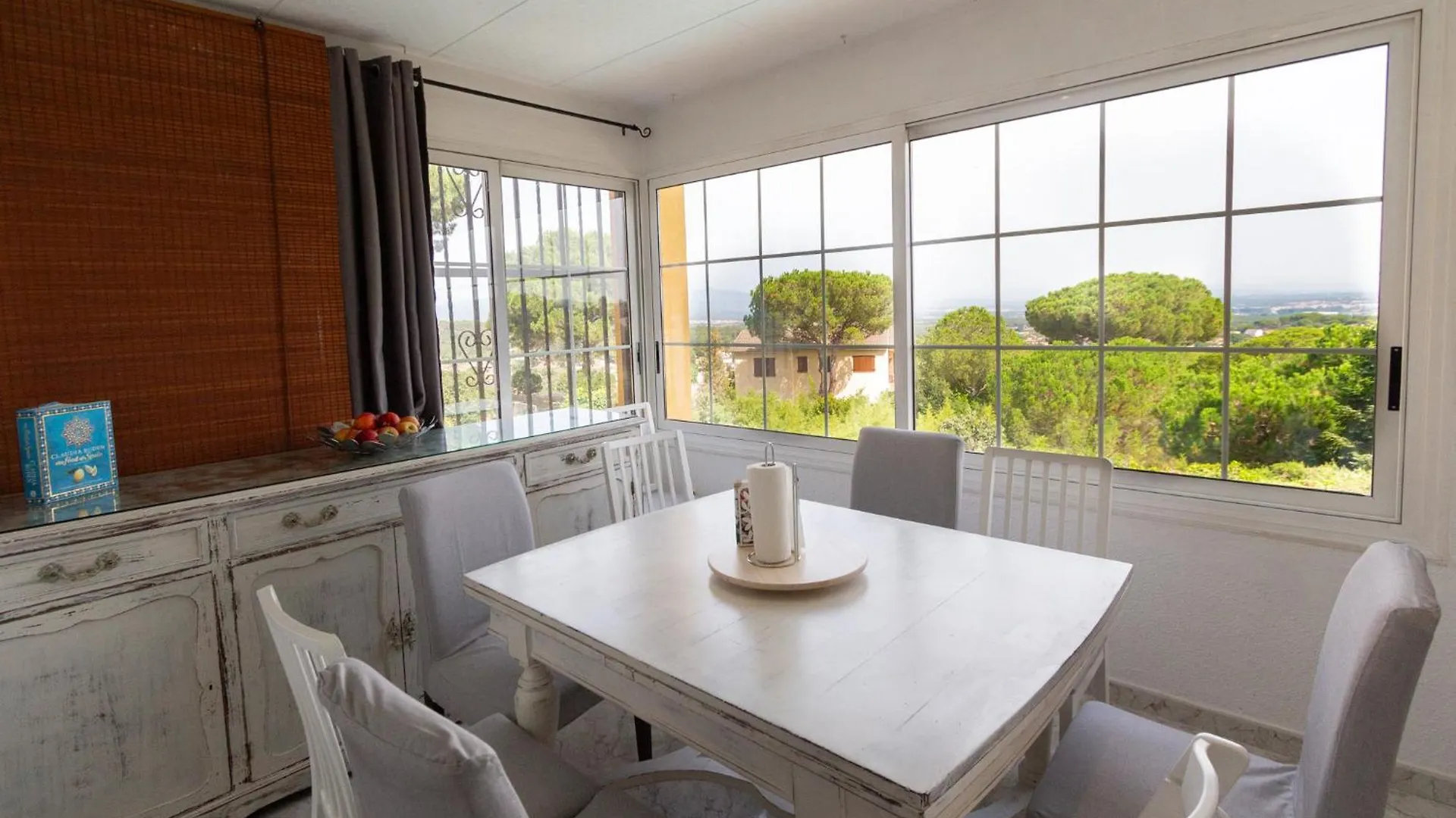 2 Private Abodes In One Magnificent Villa! Massanet De La Selva 0*,