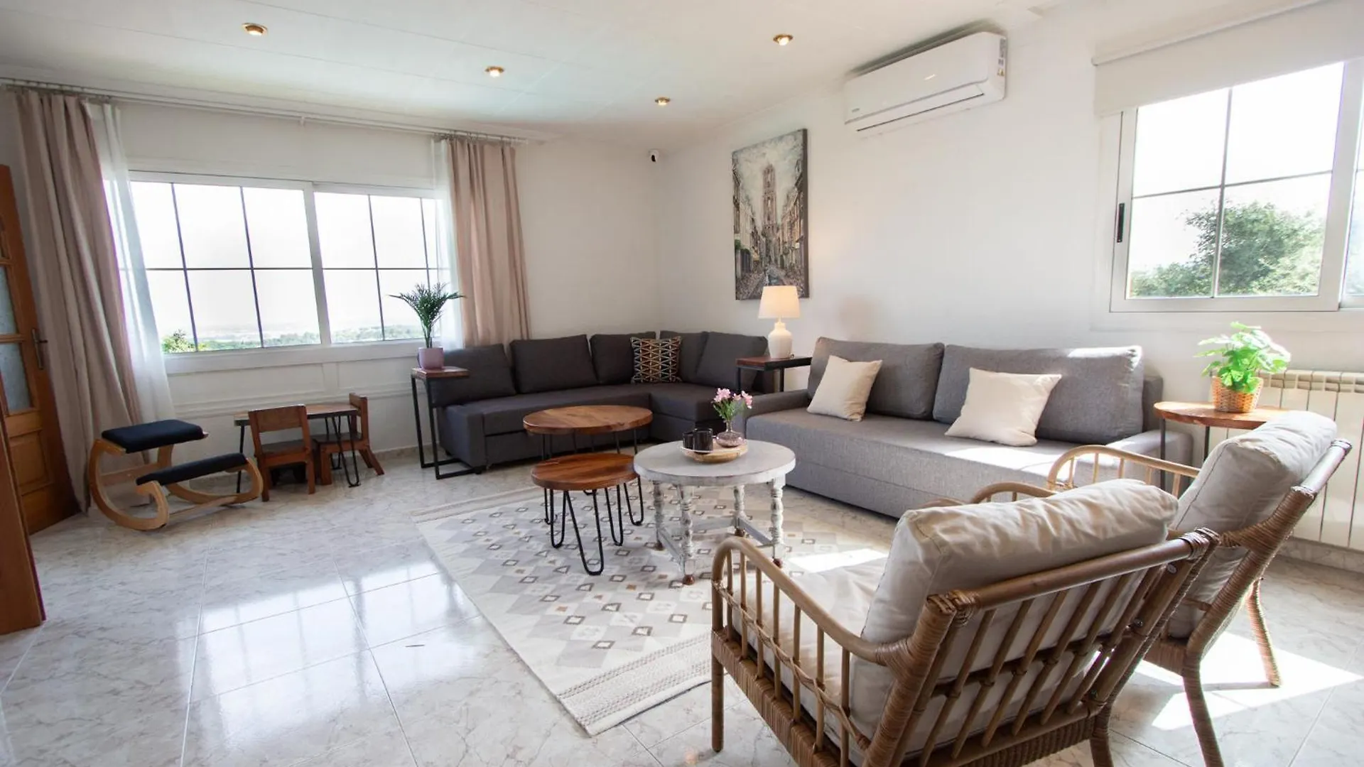 Villa 2 Private Abodes In One Magnificent Villa! Massanet De La Selva Spain