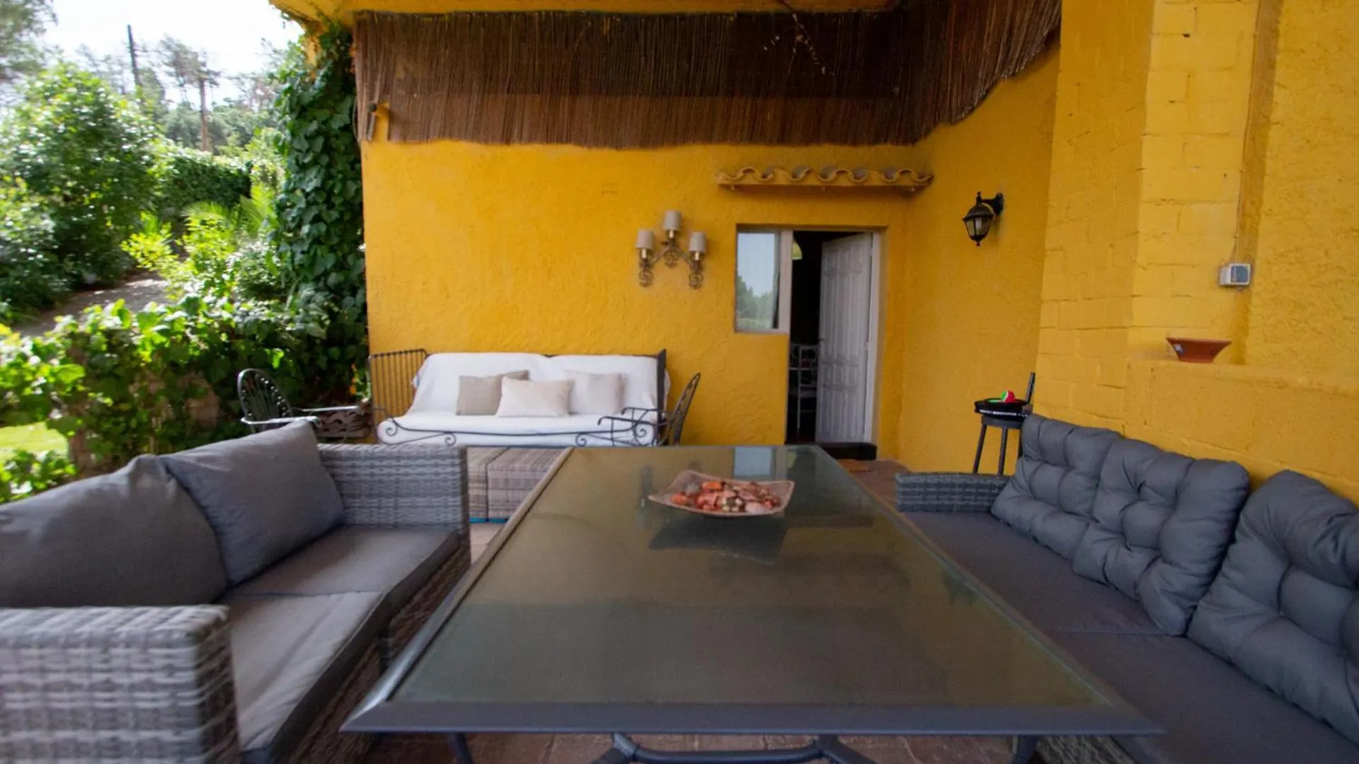 2 Private Abodes In One Magnificent Villa! Massanet De La Selva 0*,