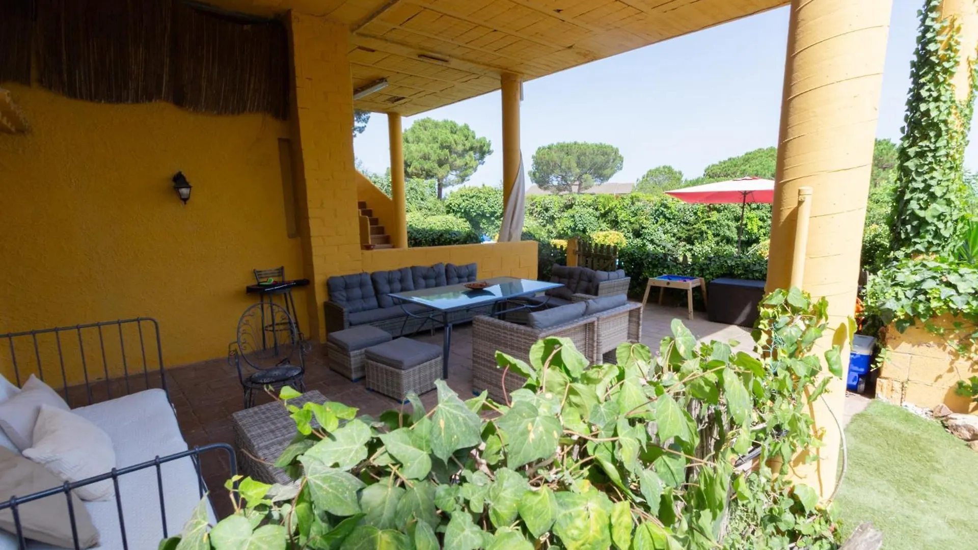 Villa 2 Private Abodes In One Magnificent Villa! Massanet De La Selva