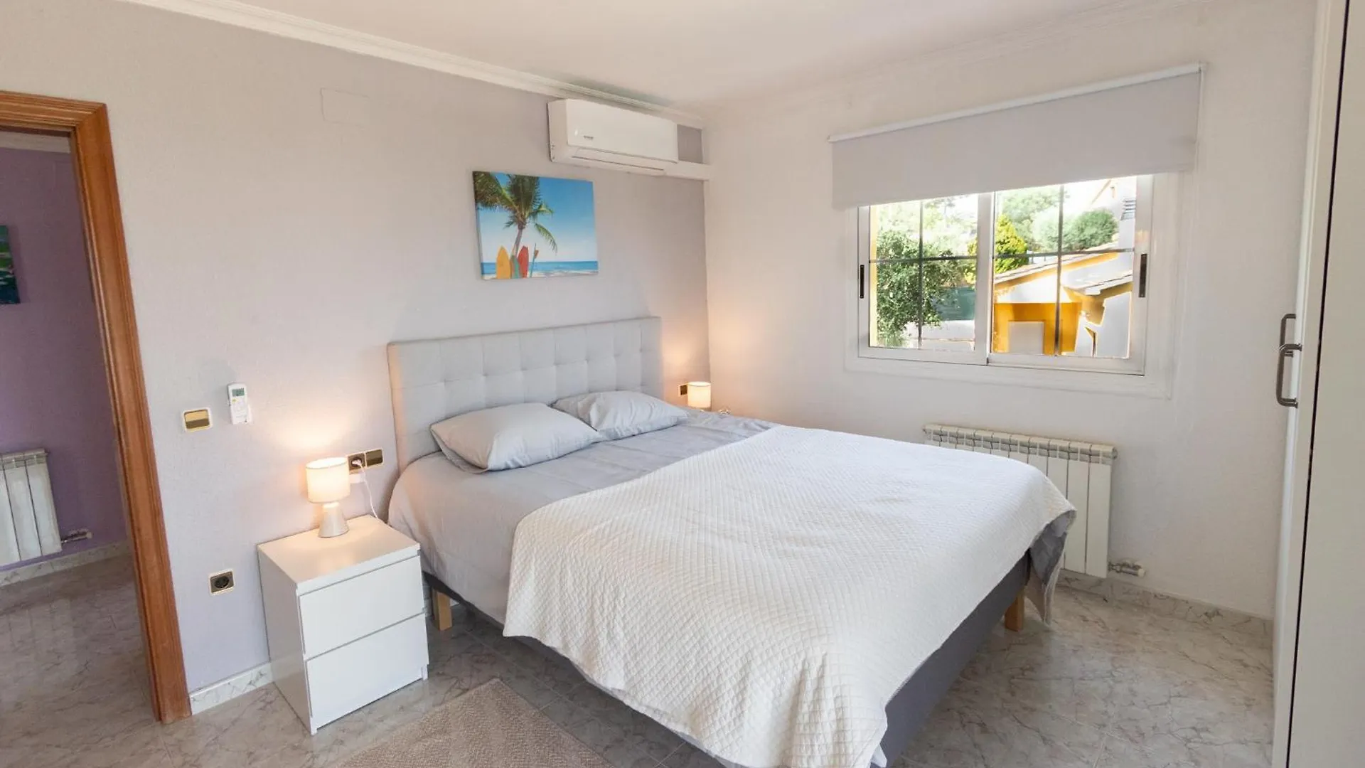 2 Private Abodes In One Magnificent Villa! Massanet De La Selva 0*,